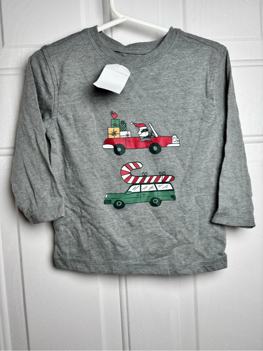 Cat & Jack Gray Long Sleeve Holiday Graphic Shirt with Red & Green Cars